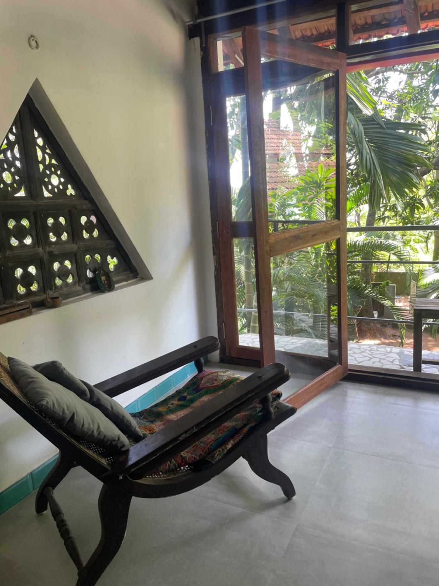 Jardin D'Ulysse & Hard Rock Bed & Breakfast Morjim Exterior photo